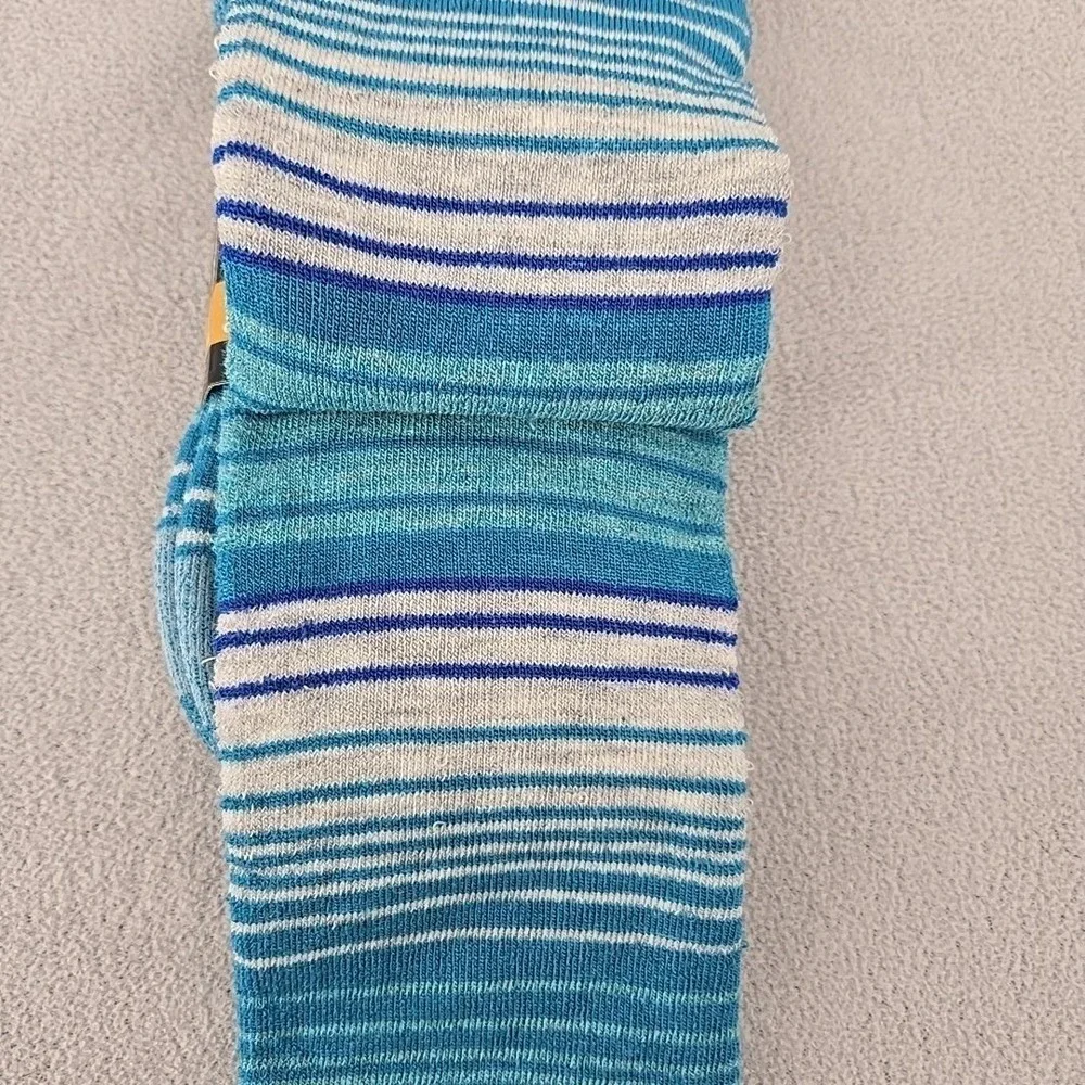 Cabot and Sons NWT  Ski & Ride Women Socks 64%‎ Merino Wool 1 Pair